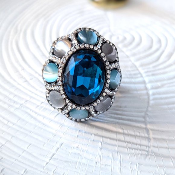 Midnight Queen Statement Cocktail Ring in Blue and Gray - Picture 2 of 5